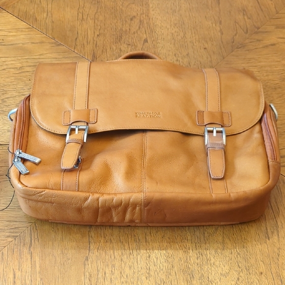 Kenneth Cole Reaction Brown Cognac Leather Messenger Bag - Picture 3 of 11